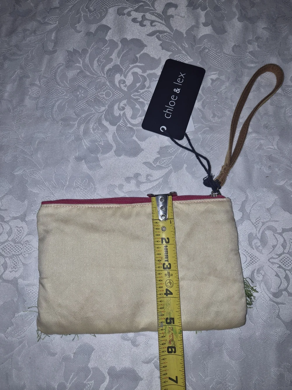 Chloe & Lex Cream Floral Embroidered Wristlet Key & Card Holder